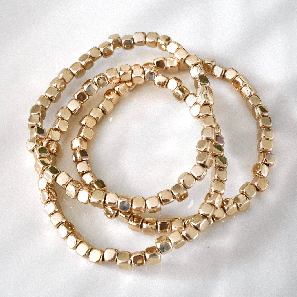 golden-trio-bracelets-dores-hematite-hymaya.jpg